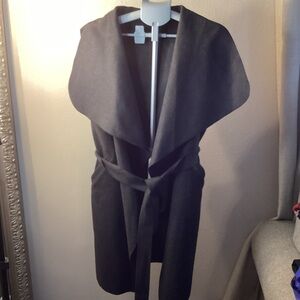 Chic Black Women's Sleeveless  Belted Vest Sweater Coat